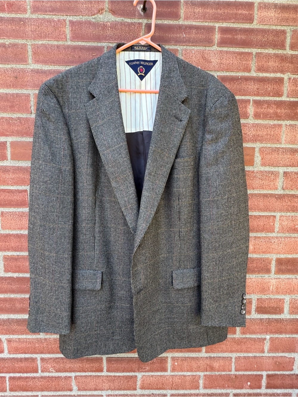 Tommy Hilfiger Dillard’s Men’s 44L Pure New Wool Houndstooth Blazer